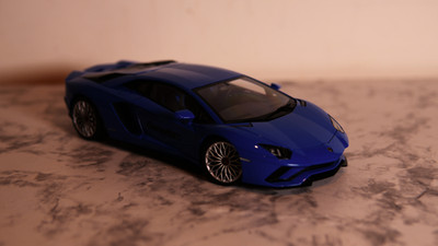 AUTOart 1:18 Lamborghini Aventador S Blue Diecast Collectible Model Car