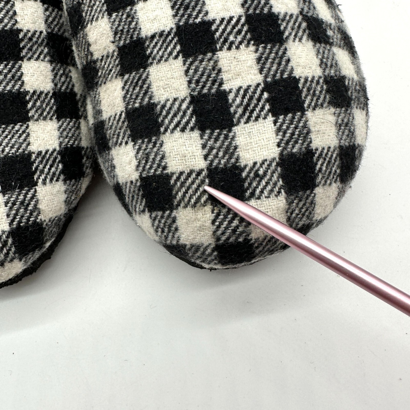 SAOLA Torrid pantofole da donna a quadretti fibbia zoccolo suola Eva nero bianco 8 guerra mondiale