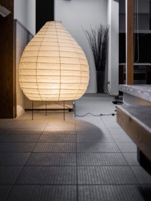 ISAMU NOGUCHI AKARI 23N Japanese Paper Stand Lamp 100％ Authentic