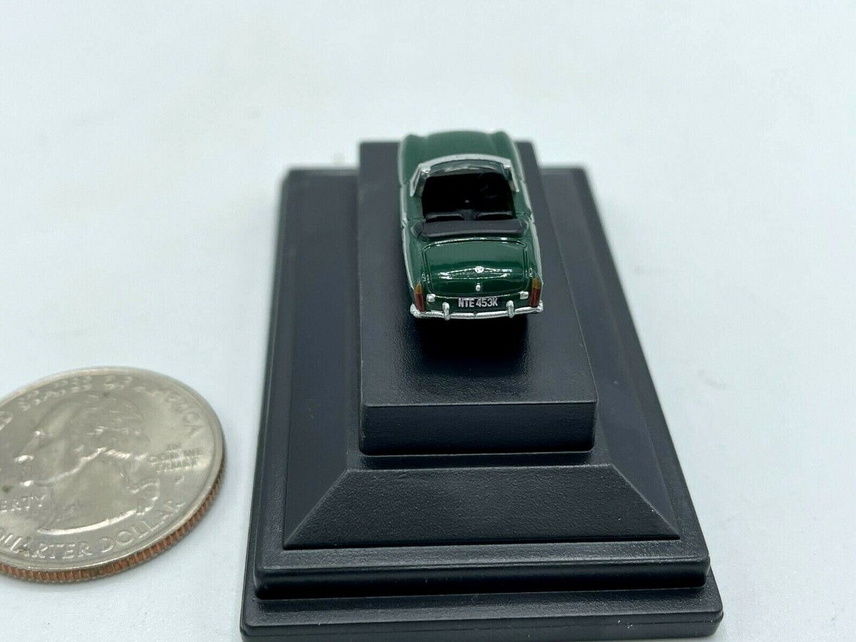 MG MGB Diecast car British Racing Green brg Sports Car 1:148