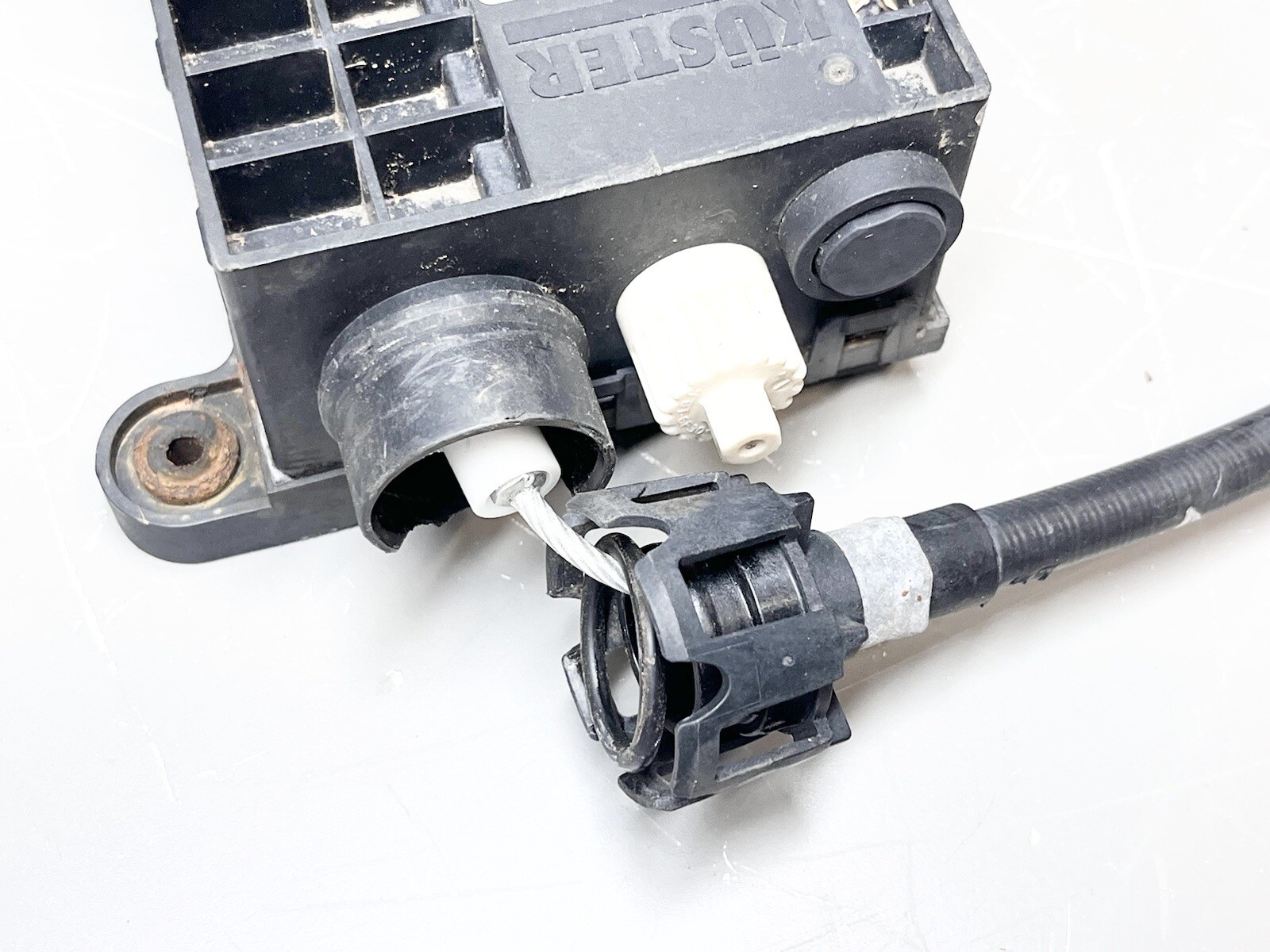 ⭐️2014-2017 Maserati Quattroporte Emergency Parking Brake Actuator *DAMAGED OEM