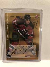 🚨 Autographed 🏒 Signed 🥅 Hockey Sports Memorabilia Trading Cards & More