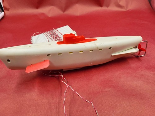 Soviet Toy Submarine Children U-boat Boat Ship Battery Remote Control VTG - Picture 17 of 17