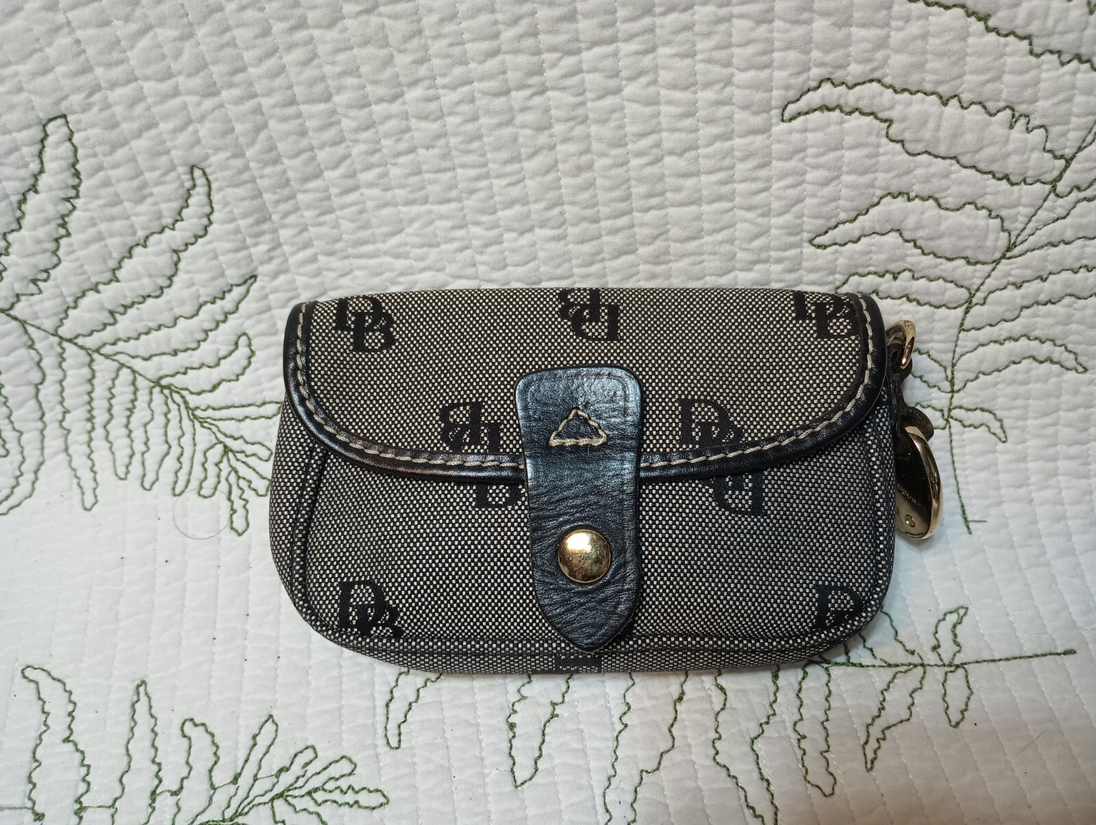 Vintage Dooney and Bourke Wristlet