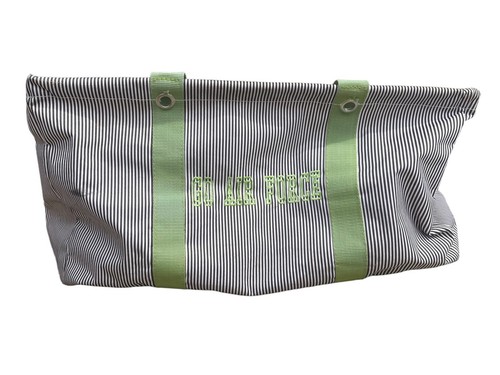 Thirty One Large Utility - Gem