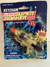 Pump Action SUPER SOAKER KEYCHAIN CPS 1999 Sealed! Vintage Basic Fun