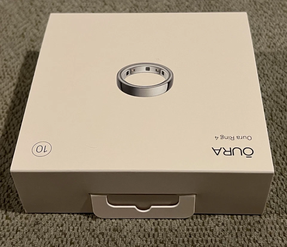 Oura Ring Gen 4 Silver Size 10 BRAND NEW FACTORY SEALED - Image 2 of 4
