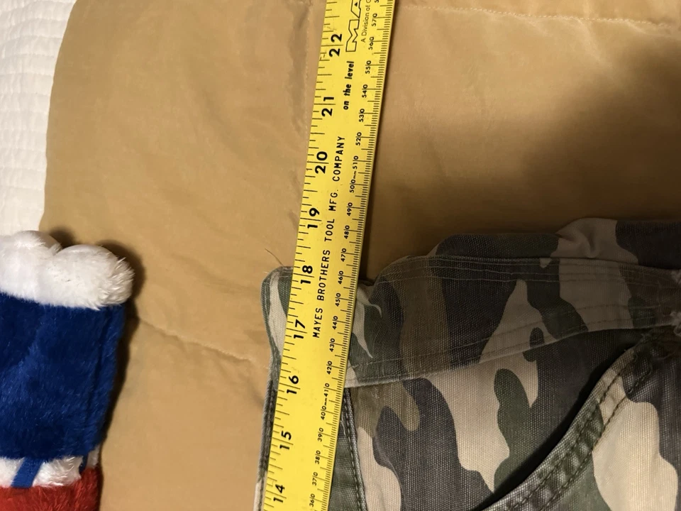 Carhartt Relaxed Fit Cargo Camo Utility Pants Mens 34 x 32. Read Description - Image 4 of 4