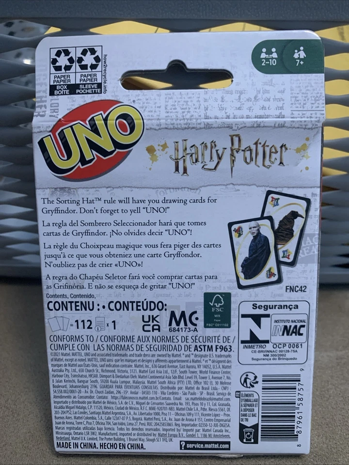 UNO Harry Potter Movie Themed Card Game 112 Cards 2-10 Players Ages 7+ New - Image 2 of 4