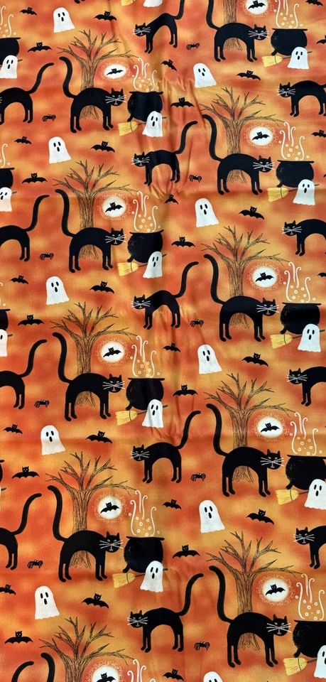 Wilmington por Katie Doucette VIBRACIONES ESPELUZNANTES Tela Halloween Gato Fantasma 45” con POR Y Foto 2 de 3