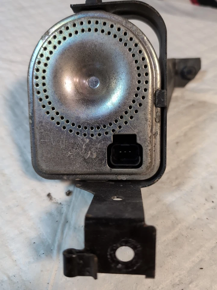 Sirena de alarma FOCUS AV6N-19G229-AD Mk3 2013 (2013-2016) sirena de alarma FORD Foto 2 de 3