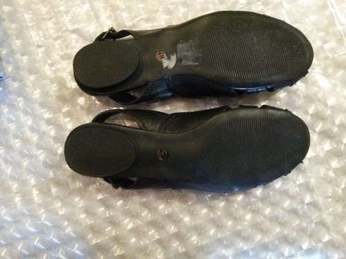 St Johns Bay 6 1/2 Medium Eilene Black 1/2" Heel Very Gently Worn Leather Upper - Picture 3 of 6
