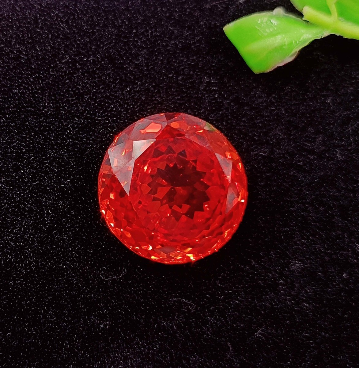 Spinelle Naturel Orange 55 Carats Certifié - Gemme Taille Poire, Sans Traitement, Du Sri Lanka