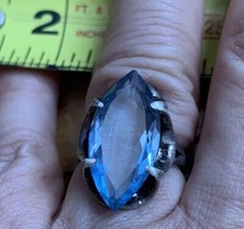 Vintage artisan .925 Sterling Silver Blue Topaz 6-prong Size 6 Marquis RING