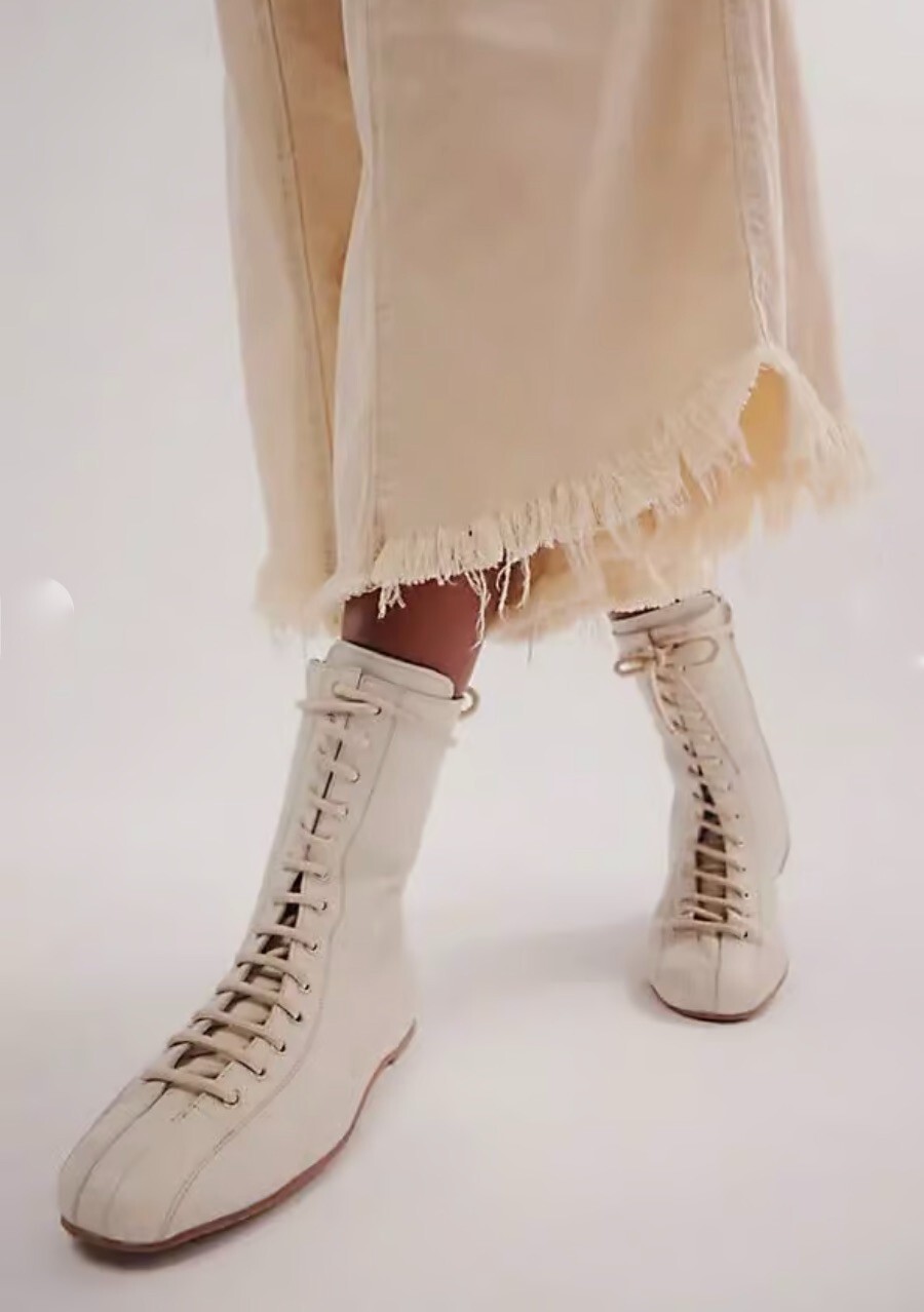 Free People Boxing Day Ботинок на плоской подошве со шнуровкой из кожи цвета слоновой кости на молнии 9 НОВЫХ