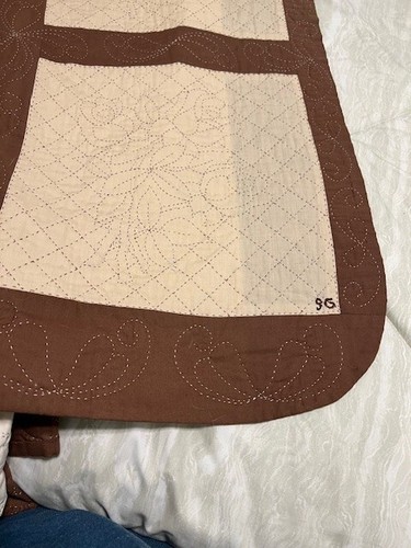 Vintage Handmade Quilted Brown and Tan Rose Bouquet Pattern Queen Size Coverlet - Picture 22 of 22