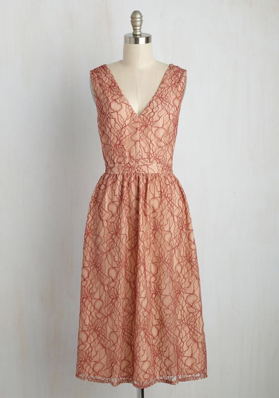 Modcloth Occasion Elation Peach Lace Dress NWOT S Peach Red Stitch Lace & Mesh Modcloth Occasion Elation Peach Lace Dress NWOT S Peach Red Stitch Lace & Mesh