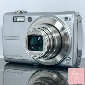 フジフィルム　FinePix F100fd　シルバー FUJIFILM デジタルカメラ FinePix F100fd