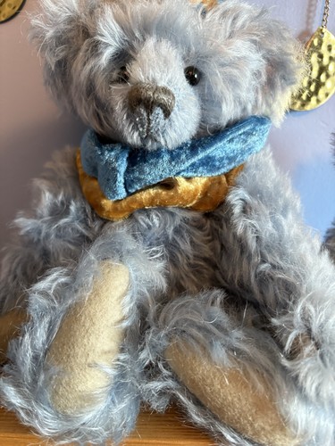 Two Blue Mohair Artist Bears heritage bears and bearly sane bears - Picture 4 of 11
