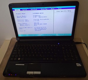 Fujitsu-Siemens Lifebook AH530 Display 15,6"  Netbook  Lap Top  ( 1809 )