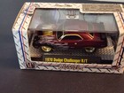 M2 Machines 1970 DODGE CHALLENGER R/T,  Red And Gold CHASE  — photo 2