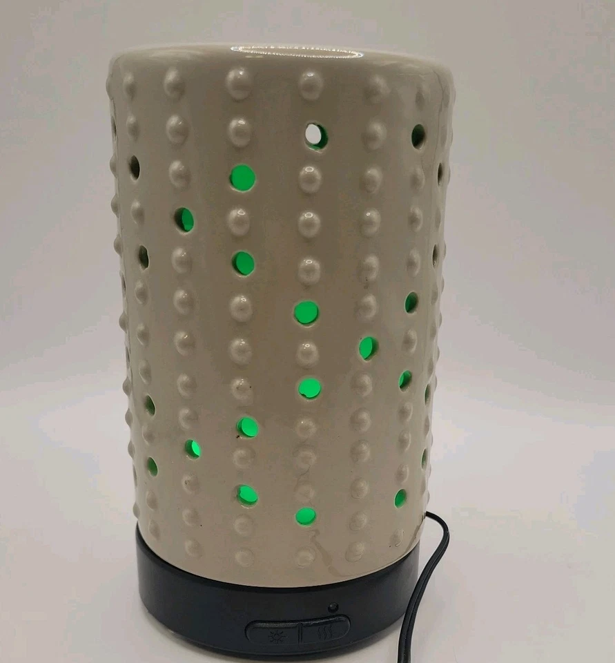 Calentador de velas Intertec / Ambientador líquido / Difusor ultrasónico multicolor Foto 3 de 4