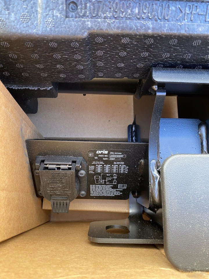 Barra de reboque traseira Mercedes Benz GL450 2007 sem suporte OEM - Imagem 4 de 4