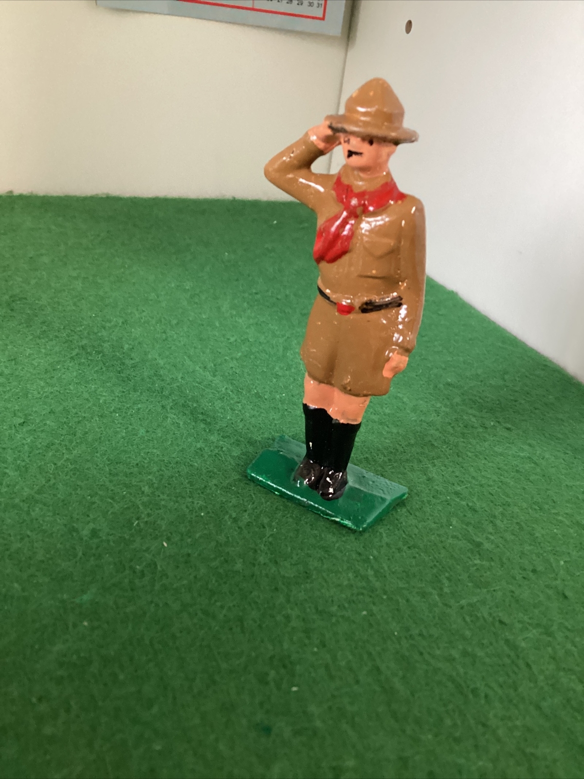 VINTAGE GREY IRON TOY BOY SCOUT G72 SALUTING (EARLY) J632 eBay