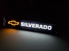 SILVERADO LED Logo Luz Coche Para Parrilla Frontal Insignia Calcomanía Iluminada Pegatina