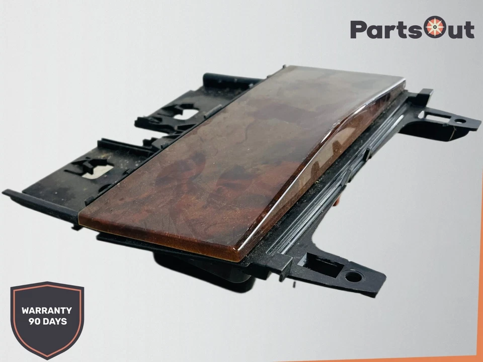 Cenicero Mercedes-Benz C300 W204 2008-2014 consola central delantera 2046800179 OEM Foto 3 de 4