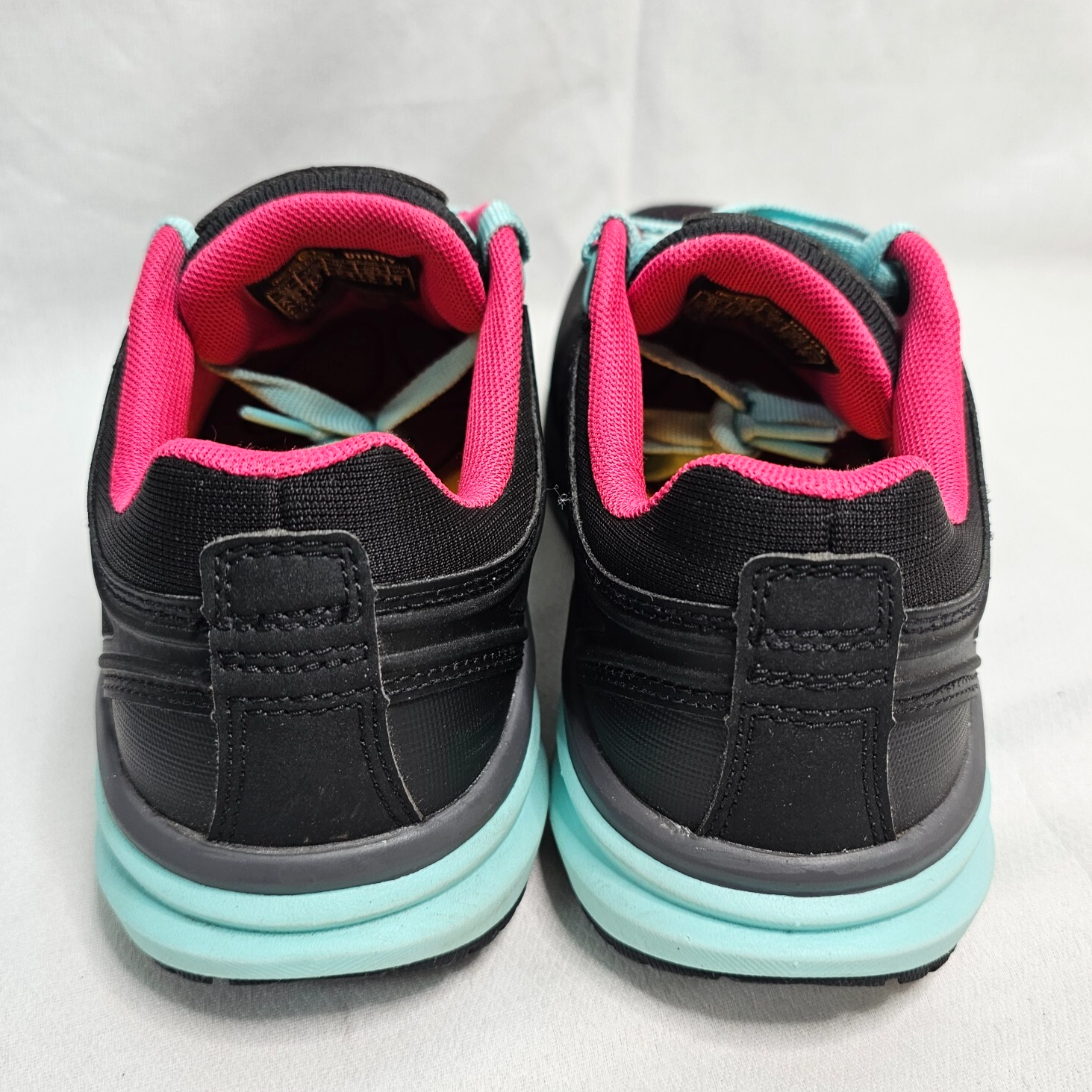 Scarpe stivali da lavoro KEEN Utility Vista Energy Carbon punta di sicurezza nero donna 7 5M