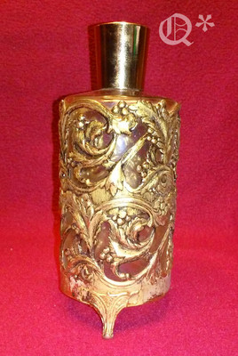 1950s Ornate Ormolu Filigree Glass Floral Perfume Funkey Bottle