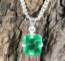 Natural 7.80 Ct Octagon Green Emerald Gemstone Certified Men's Wedding Pendant