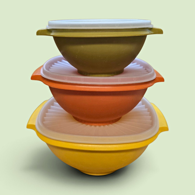 Tupperware Green Bowl