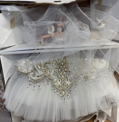 Barbie Exclusive Bob Mackie Empress Bride Wedding Doll Mattel WATER DAMAGE