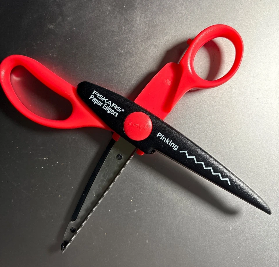 FUN FISKAR PAPER EDGERS PINKING - START, ADD TO, OR FINISH YOUR COLLECTION - Image 3 of 4