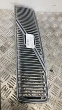 Calandre Volvo 440