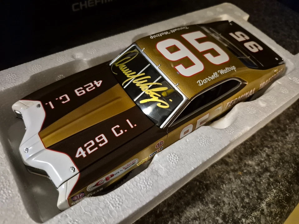 达雷尔·沃尔特里普亲笔签名 #95 终端运输 1971 年水星旋风 1:24 — 第 2/4 张图片