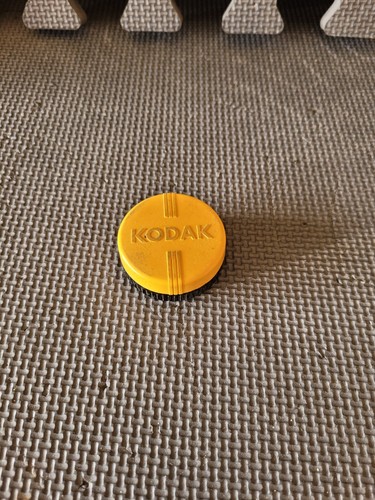 Vintage Kodak YL3 yellow orange tiffen filter with case - Picture 2 of 8