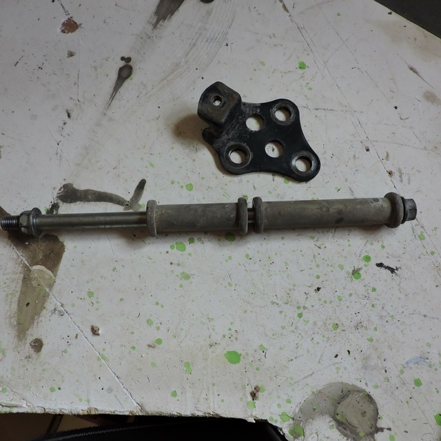 Rear Engine Mount Bolt And Spacers 85 Honda Trx 250 4 Wheeler 4 Stroke Ebay