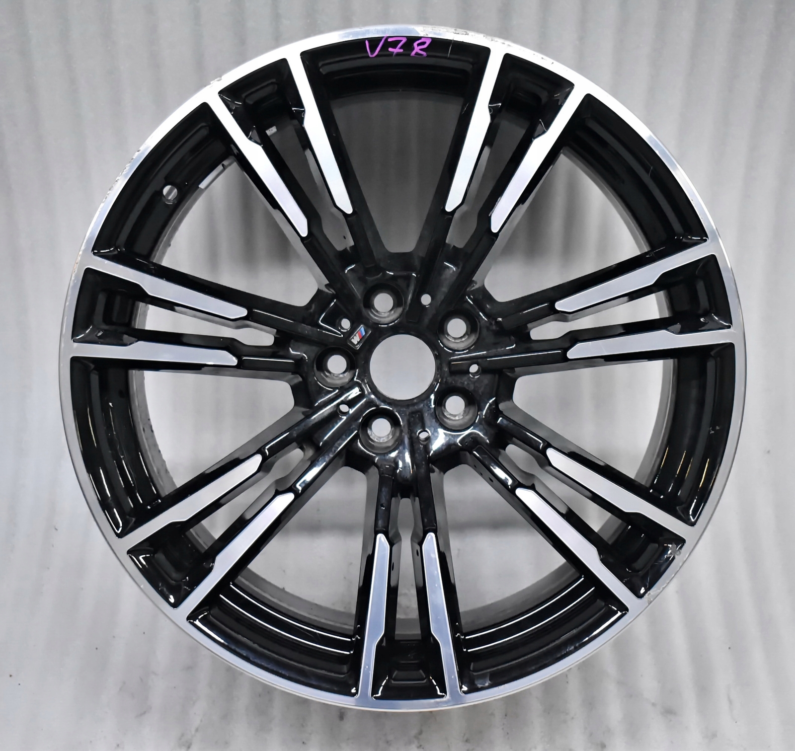 1x Alu Felge BMW F90 M5 X2 X1 G30 Aluminum rim 20 Zoll 9.5J 5x112  
