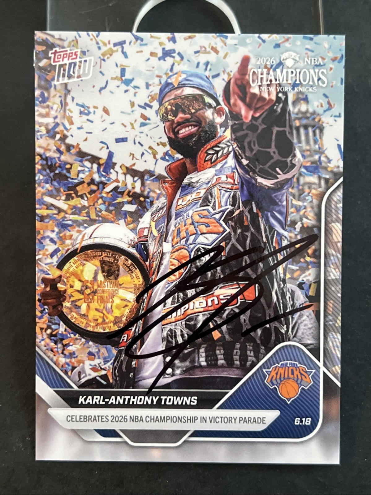 2026 Topps KAT Karl-Antony Towns On Card Auto FanFest NY Knicks Champions