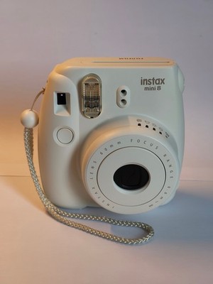 Fujifilm instax mini 8 weiß Sofortbildkamera
