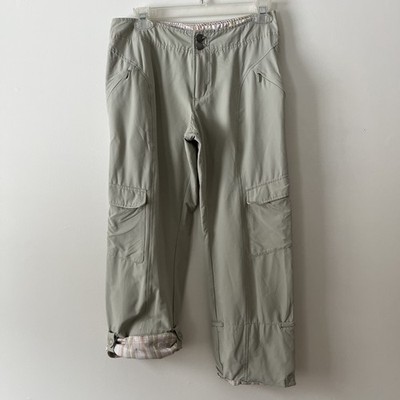 Columbia Titanium Outdoor Cargo Capri Pants Women 4 Beige Pockets Nylon Gorpcore
