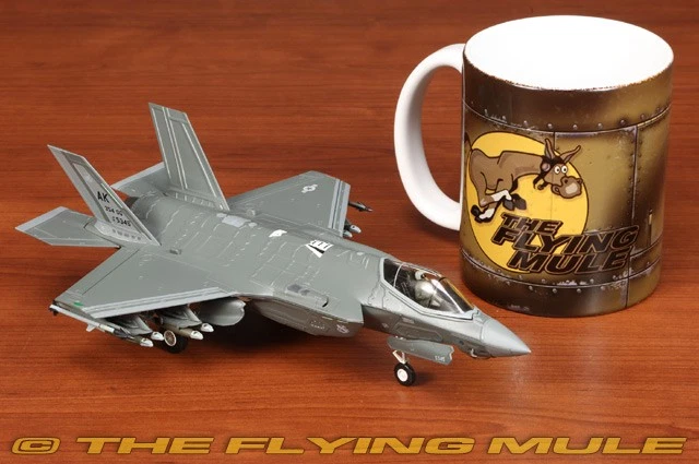 Hobby Master 1:72 F-35A Lightning II USAF 354th OG #18-5345 - Image 4 of 4