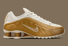 Nike Shox R4 Metallic Gold / Soft Pearl Women's Sneakers — listing 6