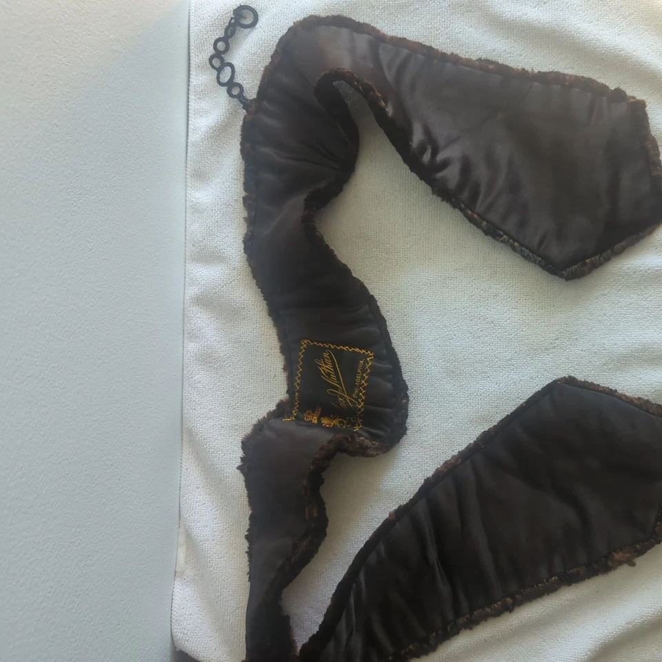 Vintage Brown Fur Collar/Stole , lined with adjustable hook, Rabbit? - Image 3 of 4