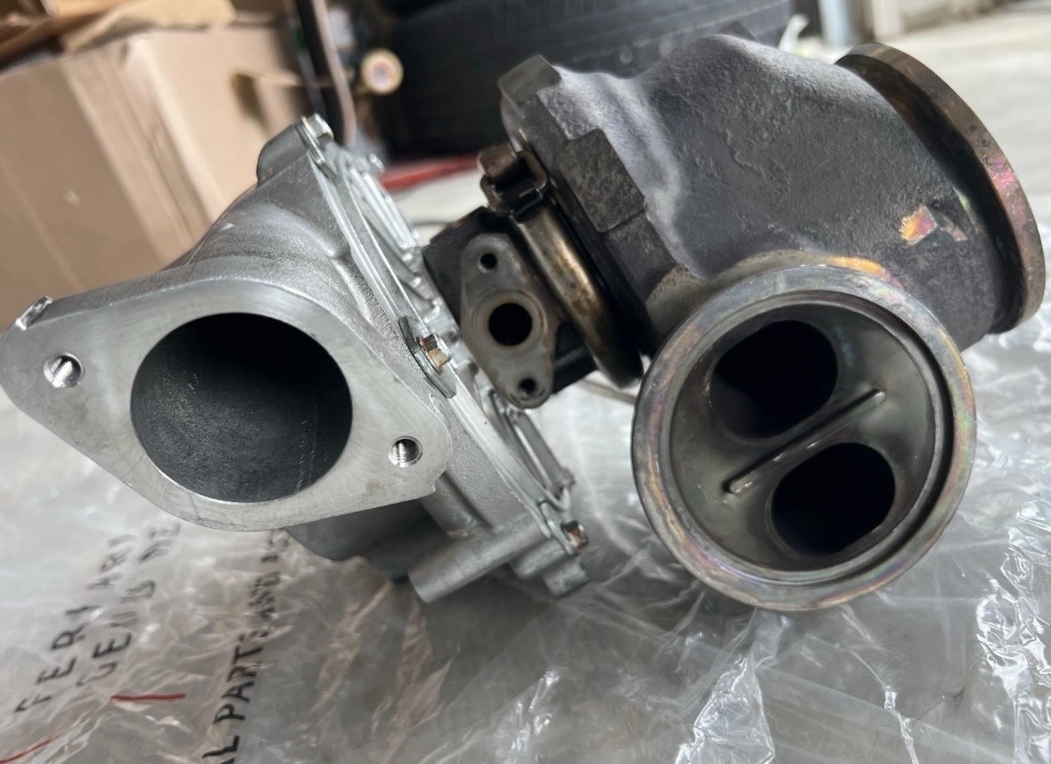 16-19 Ferrari 488 GTB Spider Driver Side Turbo Turbocharger T