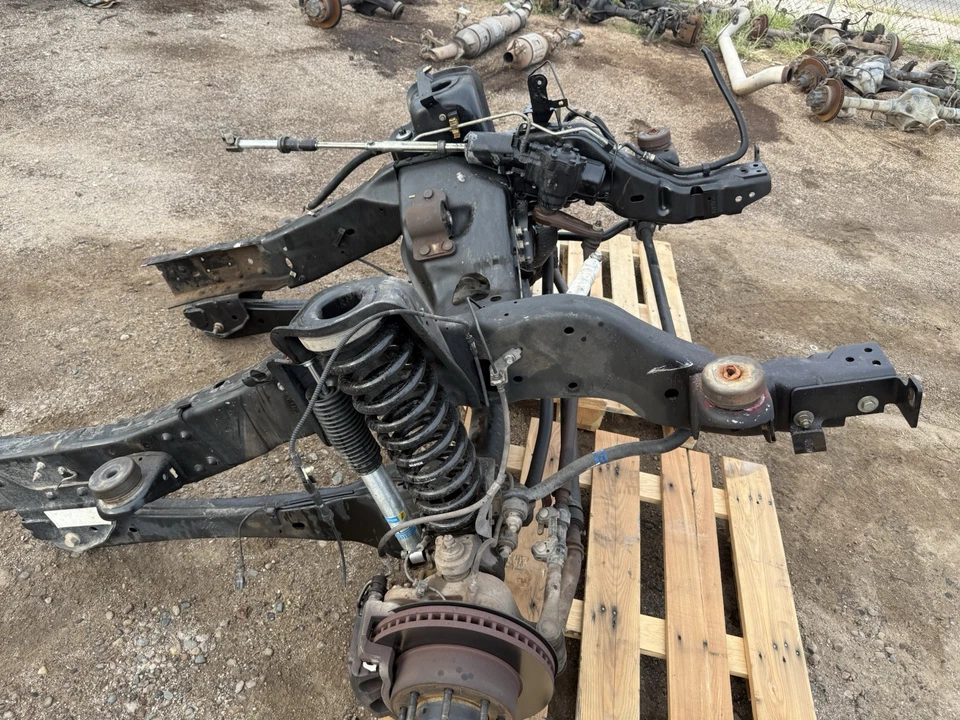 Ford F250 / F350 para 2005+ conversión de resorte helicoidal delantero retirado de 2010 F 250 Foto 3 de 4