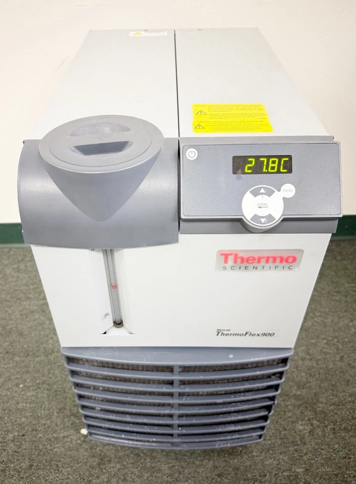 Thermo Scientific NESLAB ThermoFlex 900 Recirculating Chiller - Image 3 of 4